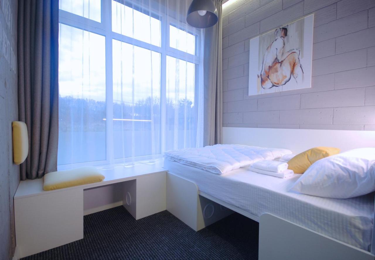 Cubby Hotel リヴィウ エクステリア 写真